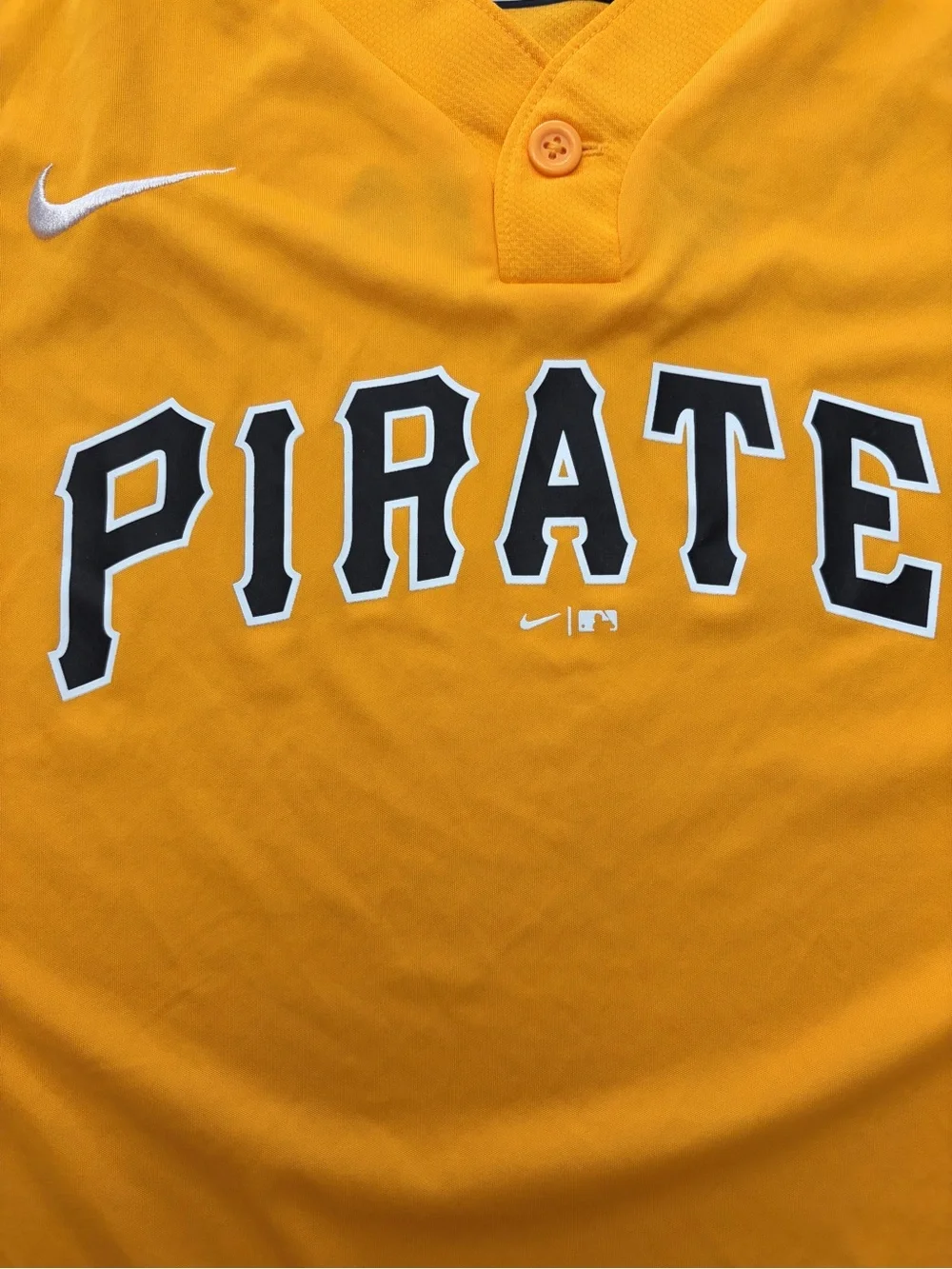 Nike Men’s Pirates Short Sleeve Jersey - men’s L - Gold